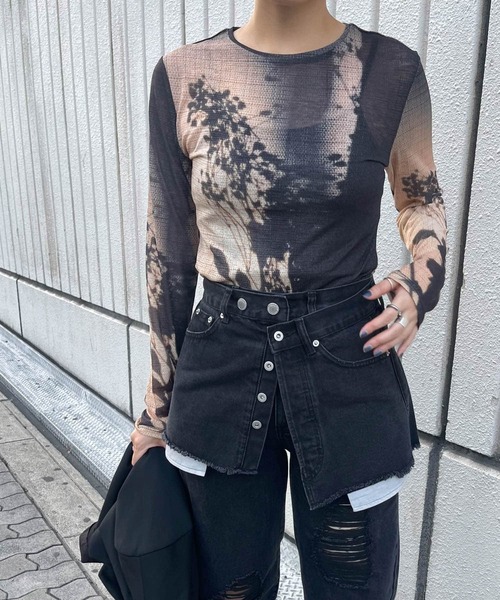 KBF(ケイビーエフ)の「グラフィックプリントカットソー(Tシャツ/カットソー・レディース・ブラウン系その他/グリーン系その他/ブルー系その他/オレンジ系その他/ブラック系その他/グレー系その他・ONE)」の9枚目の写真