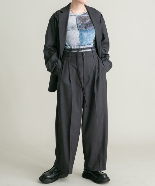 KBF(ケイビーエフ)の「グラフィックプリントカットソー(Tシャツ/カットソー・レディース・ブラウン系その他/グリーン系その他/ブルー系その他/オレンジ系その他/ブラック系その他/グレー系その他・ONE)」の19枚目の写真