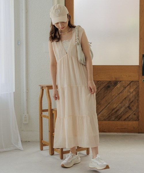 flower（フラワー）の「ギャザーレザーバッグ（ショルダーバッグ・レディース・ブラック/アイボリー・FREE）」の6枚目の写真