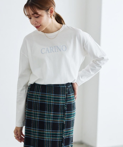 Pierrot（ピエロ）の「ロゴロングスリーブTシャツ（Tシャツ/カットソー・レディース・グレー系その他2/ホワイト系その他3/ホワイト系その他2/グレー系その他/ホワイト系その他/ホワイト系その他4/ホワイト系1/ホワイト系/チャコールグレー×ブラック/グレー系その他3/グレー系その他4/ホワイト系3/ホワイト系その他5/ホワイト系その他6/ホワイト系2・M/L/LL）」の4枚目の写真