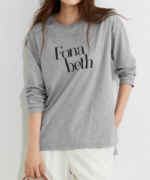 Pierrot（ピエロ）の「ロゴロングスリーブTシャツ（Tシャツ/カットソー・レディース・グレー系その他2/ホワイト系その他3/ホワイト系その他2/グレー系その他/ホワイト系その他/ホワイト系その他4/ホワイト系1/ホワイト系/チャコールグレー×ブラック/グレー系その他3/グレー系その他4/ホワイト系3/ホワイト系その他5/ホワイト系その他6/ホワイト系2・M/L/LL）」の18枚目の写真