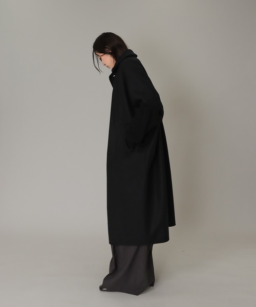 Hart(ハート)の「Hart / sleeve rib sander coat(スリーブリブ切り替えサンダーコート)(ノーカラーコート・レディース・ブラック・38)」の4枚目の写真