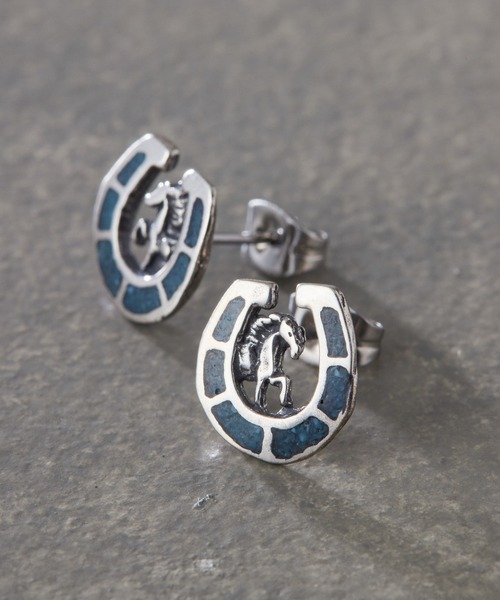 ear PAPILLONNER(イアパピヨネ)の「《WEB限定あり/シルバー925》ホースシューピアス(ピアス(両耳用)・レディース・ボルドー/サックスブルー・FREE)」の5枚目の写真