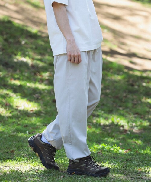 B:MING by BEAMS（ビーミングバイビームス）の「B:MING by BEAMS / テック ライトイージー チノパンツ（チノパンツ・メンズ・ホワイト系その他5/ブラック・MEDIUM/X-LARGE/SMALL/LARGE）」の7枚目の写真