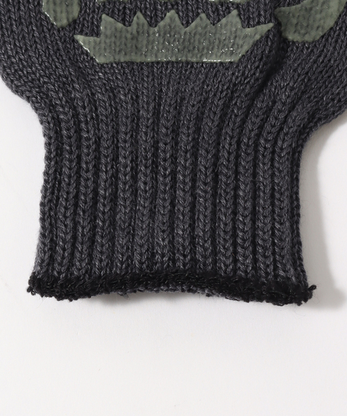 JOINT WORKS（ジョイントワークス）の「【DOWN ON THE CORNER/ダウンオンザコーナー】 SKULL GLOVE（手袋・メンズ・チャコールグレー・FREE）」の4枚目の写真