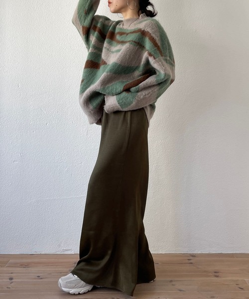 wee9s（ウィークス）の「over size camouflage knit / オーバーサイズカモフラージュニット（ニット/セーター・レディース・ベージュ・FREE）」の3枚目の写真