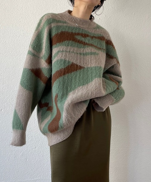 wee9s（ウィークス）の「over size camouflage knit / オーバーサイズカモフラージュニット（ニット/セーター・レディース・ベージュ・FREE）」の6枚目の写真