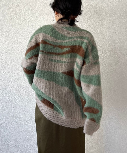 wee9s（ウィークス）の「over size camouflage knit / オーバーサイズカモフラージュニット（ニット/セーター・レディース・ベージュ・FREE）」の8枚目の写真