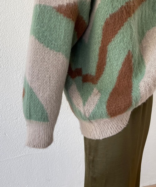 wee9s（ウィークス）の「over size camouflage knit / オーバーサイズカモフラージュニット（ニット/セーター・レディース・ベージュ・FREE）」の10枚目の写真