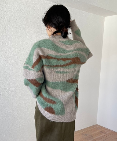 wee9s（ウィークス）の「over size camouflage knit / オーバーサイズカモフラージュニット（ニット/セーター・レディース・ベージュ・FREE）」の15枚目の写真