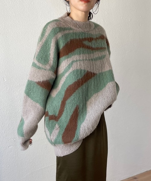 wee9s（ウィークス）の「over size camouflage knit / オーバーサイズカモフラージュニット（ニット/セーター・レディース・ベージュ・FREE）」の9枚目の写真
