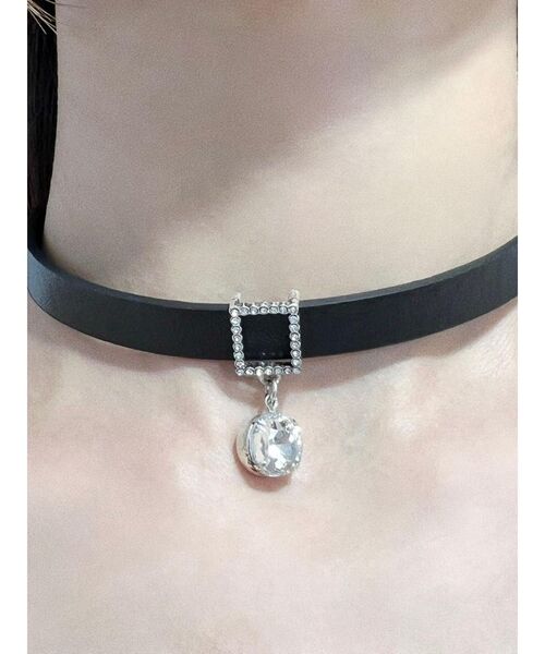 EATME(イートミー)の「キラキラバックルフェイクレザーチョーカー(チョーカー・レディース・ブラック・FREE)」の7枚目の写真