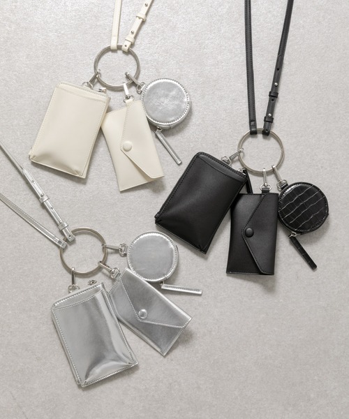 COLONY 2139（コロニートゥーワンスリーナイン）の「3連ショルダーバッグ/スマホショルダー/スマホポーチ（ショルダーバッグ・レディース・ホワイト/ブラック系その他/ライトベージュ/ブラック/シルバー/ゴールド・FREE）」の7枚目の写真