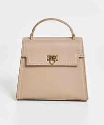 フラップロックバッグ