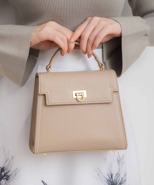 NOELA（ノエラ）の「フラップロックバッグ（ハンドバッグ・レディース・オフホワイト/ブラック/ベージュ・フリー）」の9枚目の写真