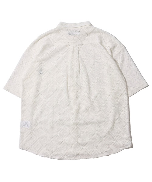 ADPOSION(アドポーション)の「レースレギュラーカラー半袖シャツ(シャツ/ブラウス・メンズ・ブラック/ホワイト×ブラック/ホワイト・LARGE/MEDIUM/X-LARGE)」の5枚目の写真