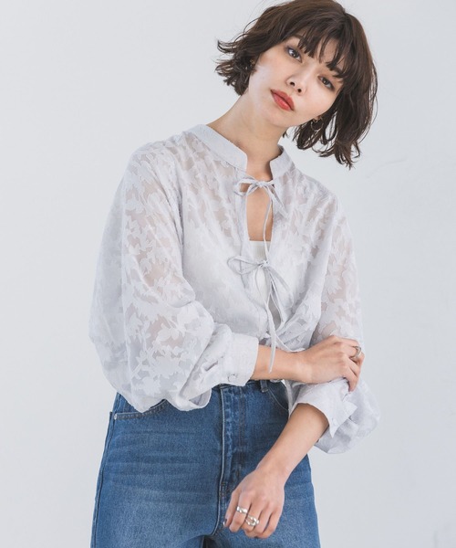 PAGEBOY（ページボーイ）の「レースジャガード2WAYブラウス（シャツ/ブラウス・レディース・オフホワイト/ブラック/グレイッシュベージュ/スカイブルー・FREE）」の16枚目の写真