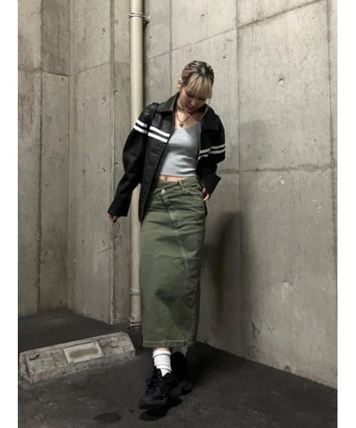 LAGUA GEM（ラグアジェム）の「BEND デニムスカート（デニムスカート・レディース・ブラック/カーキ・SMALL/MEDIUM/X-SMALL）」の22枚目の写真