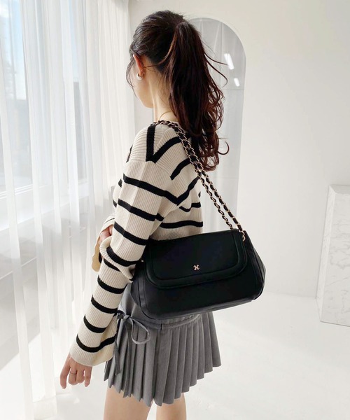 one after another NICE CLAUP(ワンアフターアナザーナイスクラップ)の「チェーンハンドルショルダーバッグ(ショルダーバッグ・レディース・イエロー/ブルー/ブラック/ライトベージュ・FREE)」の12枚目の写真