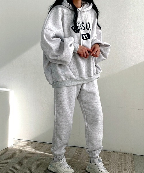 SHEENA（シーナ）の「【セットアップ】ロゴパーカー×スウェットパンツ 2点SET（セットアップ・レディース・ライトグレー/ネイビー/グレー/ブラック・M）」の8枚目の写真