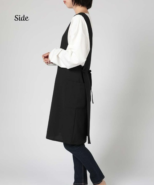 NAIGAI(ナイガイ)の「HOUSE WEAR STUDIO ポリエステルトロ 無地 バッククロス 2WAYエプロン 70371912(エプロン・レディース・グレー/ネイビー/ブラック・FREE)」の15枚目の写真