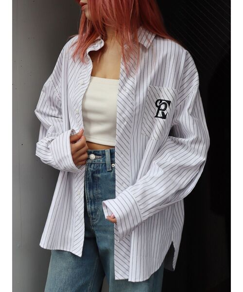 EVRIS(エヴリス)の「ワンポイントストライプオーバーサイズシャツ(シャツ/ブラウス・レディース・ホワイト/ピンク/ブルー・FREE)」の8枚目の写真