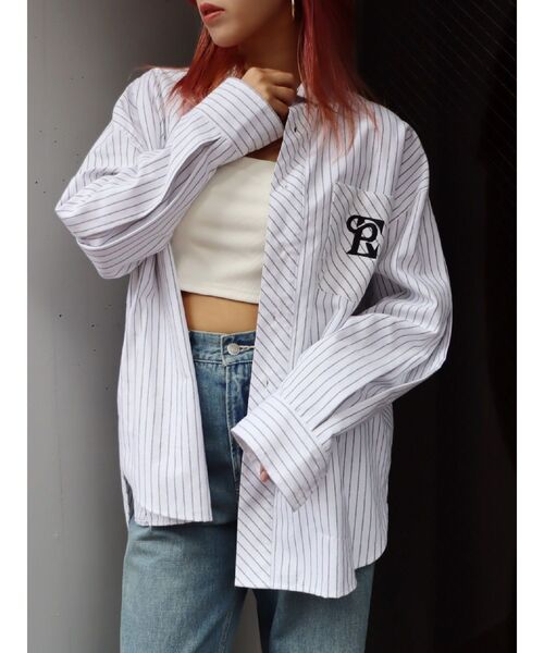 EVRIS(エヴリス)の「ワンポイントストライプオーバーサイズシャツ(シャツ/ブラウス・レディース・ホワイト/ピンク/ブルー・FREE)」の9枚目の写真