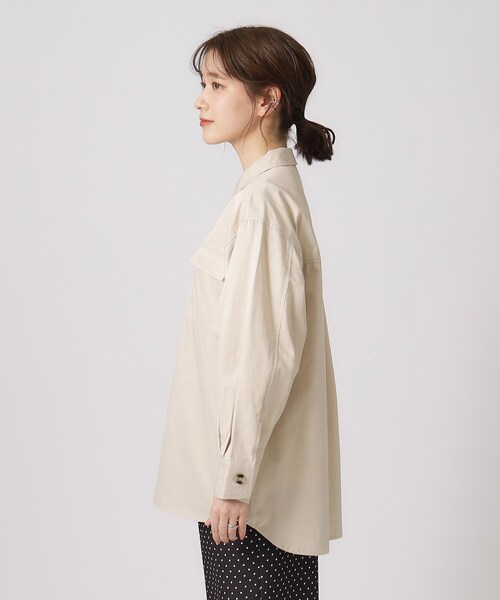 SHOO・LA・RUE(シューラルー)の「◆【季節の変わり目に】 羽織るだけでこなれ見え ダブルポケット シャツジャケット(シャツ/ブラウス・レディース・ダークグレー/オリーブ/ライトベージュ・02/03/04)」の13枚目の写真