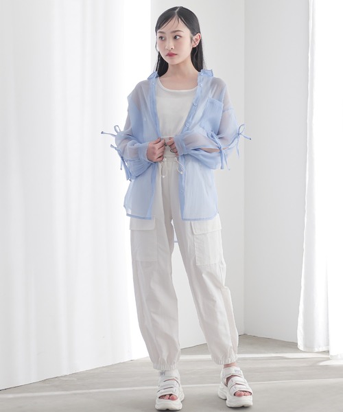 BISKEE（ビスキー）の「リボンスリーブ シアーシャツ(140cm~160cm)（シャツ/ブラウス・キッズ・サックスブルー/オフホワイト・140cm/150cm/160cm）」の18枚目の写真