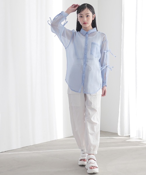 BISKEE（ビスキー）の「リボンスリーブ シアーシャツ(140cm~160cm)（シャツ/ブラウス・キッズ・サックスブルー/オフホワイト・140cm/150cm/160cm）」の16枚目の写真