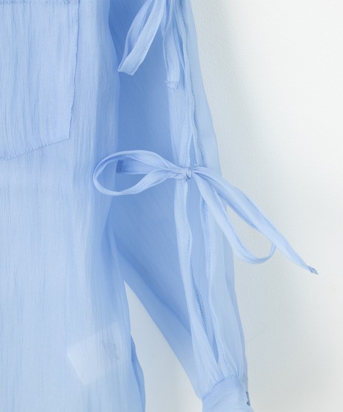 BISKEE（ビスキー）の「リボンスリーブ シアーシャツ(140cm~160cm)（シャツ/ブラウス・キッズ・サックスブルー/オフホワイト・140cm/150cm/160cm）」の3枚目の写真