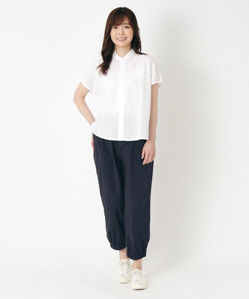 LAURA ASHLEY(ローラアシュレイ)の「【日本製/ワンマイルウエア】ラウンドカラーブラウス(シャツ/ブラウス・レディース・ブルー系その他3/ホワイト・38)」の4枚目の写真