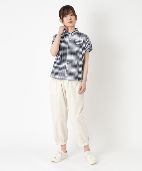 LAURA ASHLEY(ローラアシュレイ)の「【日本製/ワンマイルウエア】ラウンドカラーブラウス(シャツ/ブラウス・レディース・ブルー系その他3/ホワイト・38)」の8枚目の写真