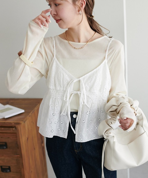 DISCOAT(ディスコート)の「【WEB限定】前後2WAYリボンキャミブラウス(キャミソール・レディース・ホワイト/ブラック系その他/ブラック/アイボリー・MEDIUM)」の6枚目の写真