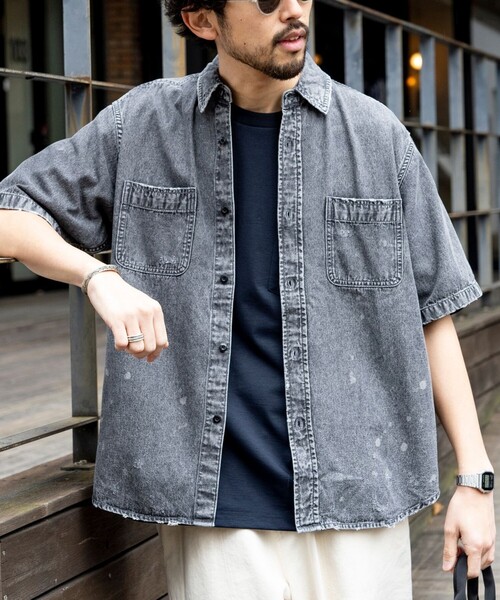 FREAK'S STORE(フリークスストア)の「リラックスフィット ブリーチ加工 シャンブレー レギュラーカラーシャツ ショートスリーブ/半袖シャツ/デニムシャツ/ダメージ加工(シャツ/ブラウス・メンズ・ブラック/ネイビー・MEDIUM/LARGE)」の10枚目の写真