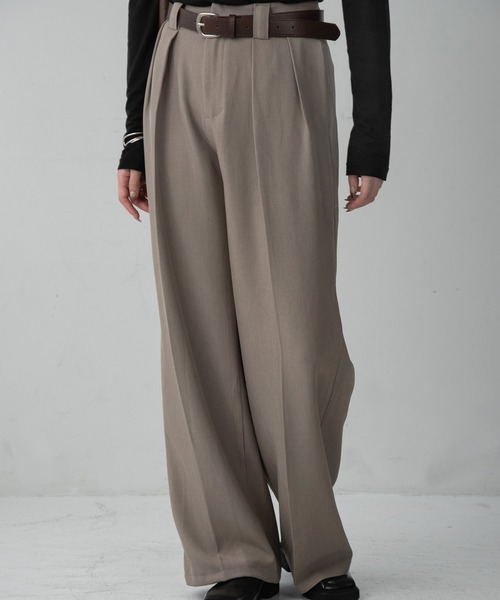 Amiur(エミレ)の「belt set straight basic pants / ベルトセットストレートベーシックパンツ(スラックス・レディース・ブラック/ベージュ・FREE)」の2枚目の写真