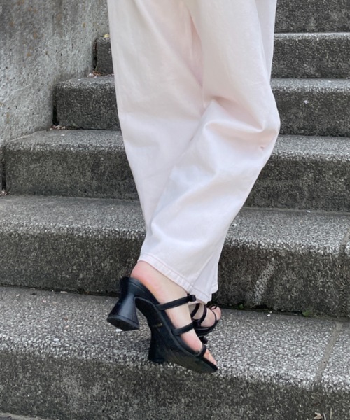 one wayザッカ（ワンウェイザッカ）の「リボンベルトミュールサンダル（サンダル・レディース・ブラック/アイボリー/シルバー・SMALL/X-LARGE/LARGE/MEDIUM）」の7枚目の写真