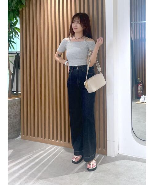 FREE'S MART（フリーズマート）の「◆オフショルホルターネックカットソー（Tシャツ/カットソー・レディース・ブラック/ブラック系その他/ホワイト系その他/ライトグリーン/ホワイト・FREE）」の8枚目の写真