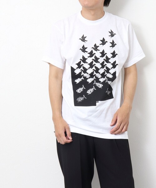M.C. ESCHER(エムシーエッシャー)の「【M.C ESCHER / エムシーエッシャー】アートプリント半袖Tシャツ(Tシャツ/カットソー・メンズ・チャコールグレー/ライトグレー/ブラック/ホワイト/ホワイト系その他・M/L)」の8枚目の写真