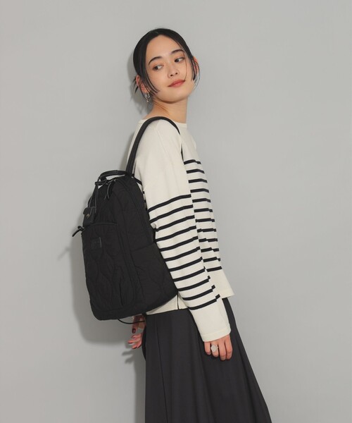 Ray BEAMS(レイビームス)の「【WEB限定】toleur / ナイロン キルティング リュック(バックパック/リュック・レディース・ブラック・ONE SIZE)」の4枚目の写真