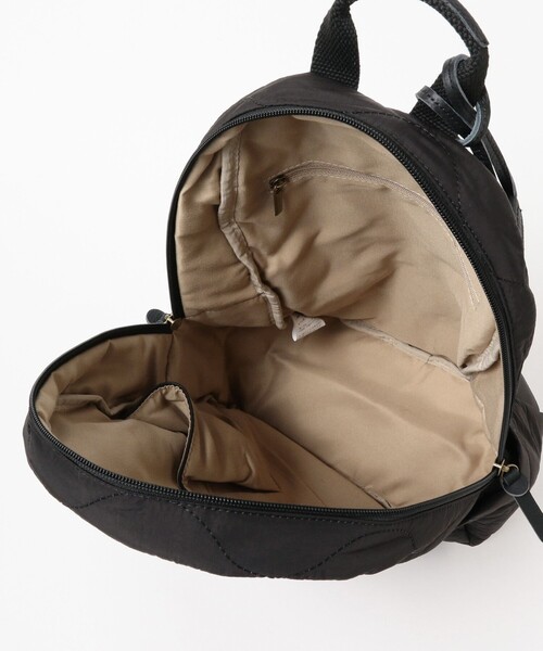 Ray BEAMS(レイビームス)の「【WEB限定】toleur / ナイロン キルティング リュック(バックパック/リュック・レディース・ブラック・ONE SIZE)」の12枚目の写真