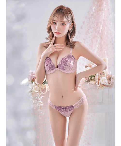 DRW(ドロー)の「【ふんわり盛り】大人の可愛さ際立つ!ロマンティックベルローズ育乳脇高ブラジャー&フルバックショーツセット(ブラ&ショーツ・レディース・ネイビー/ピンク・F65/E75/A70/E65/F75/F70/C75/E70/D75/D65/D70/A75/B65/B70/B75/C65/C70)」の22枚目の写真