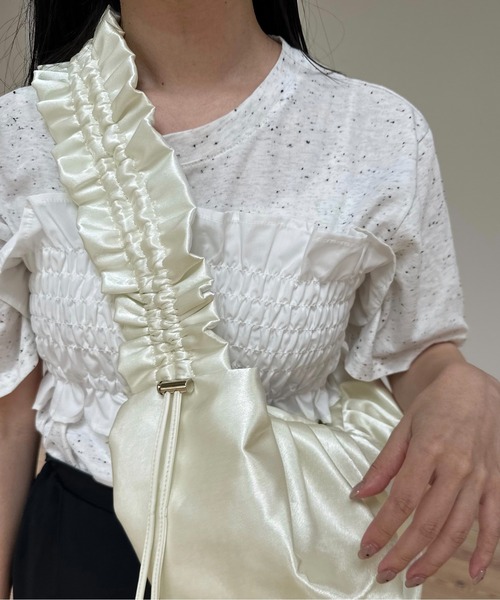 lawgy(ラウジー)の「satin gather design bag / サテンギャザーデザインバッグ(ショルダーバッグ・レディース・ブラック/ホワイト/オレンジ・FREE)」の12枚目の写真