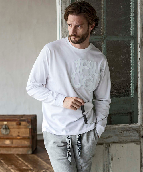 【1PIU1UGUALE3 RELAX】フェイクレザーロゴロングTシャツ 楽天市場】1PIU1UGUALE3 RELAX フェイクレザーロゴロングTシャツ