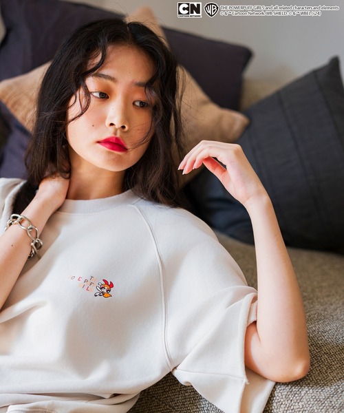 JUNRED(ジュンレッド)の「【 THE POWERPUFF GIRLS / パワーパフ ガールズ コラボ】スウェットTシャツ(Tシャツ/カットソー・メンズ・チャコールグレー/ホワイト/ブルー・L/M)」の5枚目の写真