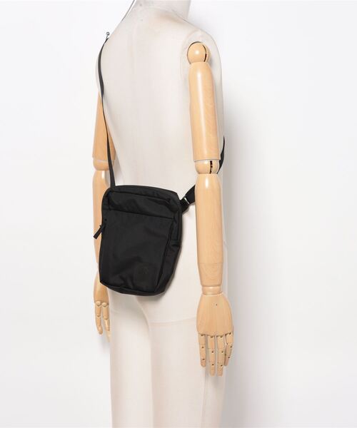 Mammut（マムート）の「【66】【 MAMMUT （マムート）】Xeron Pouch 2（ショルダーバッグ・メンズ・ブラック/ベージュ・FREE）」の6枚目の写真