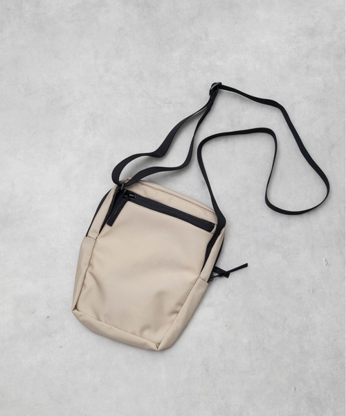 Mammut（マムート）の「【66】【 MAMMUT （マムート）】Xeron Pouch 2（ショルダーバッグ・メンズ・ブラック/ベージュ・FREE）」の10枚目の写真