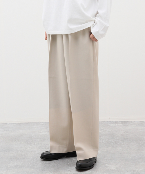 markaware(マーカウェア)の「MARKAWARE(マーカウェア) DOUBLE PLEATED TROUSERS A24C06PT02C(スラックス・メンズ・ブラック/アイボリー・1/2)」の2枚目の写真