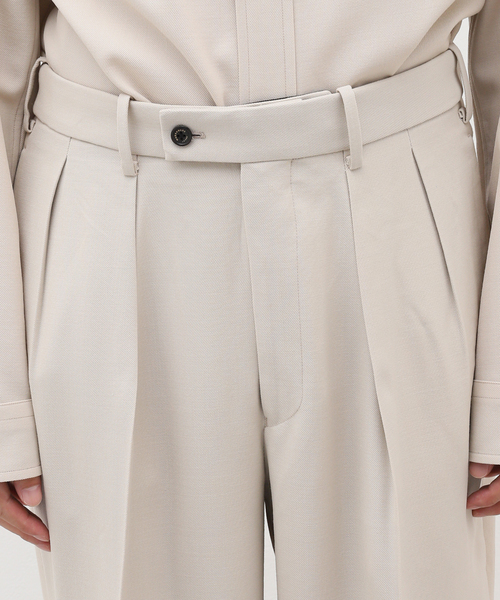 markaware(マーカウェア)の「MARKAWARE(マーカウェア) DOUBLE PLEATED TROUSERS A24C06PT02C(スラックス・メンズ・ブラック/アイボリー・1/2)」の7枚目の写真