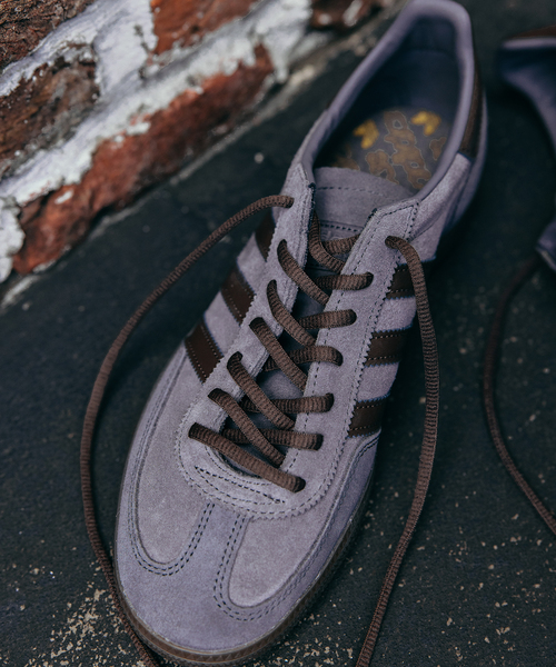 adidas Originals（アディダスオリジナルス）の「adidas Originals / アディダス オリジナルス Exclusive HANDBALL SPEZIAL（スニーカー・メンズ・ライトグレー・28cm/27.5cm/27cm/26.5cm/26cm/25.5cm/30cm/29cm/28.5cm）」の20枚目の写真